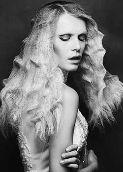 Tintes Sin Amoniaco by MARY ALAMINE - ROYALS HAIR e BEAUTY Tintes Sin Amoniaco by MARY ALAMINE - ROYALS HAIR e BEAUTY